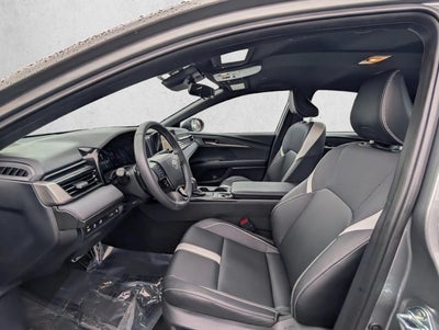 2025 Toyota Camry SE (SE)