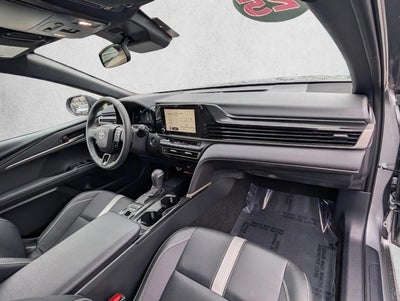 2025 Toyota Camry SE (SE)