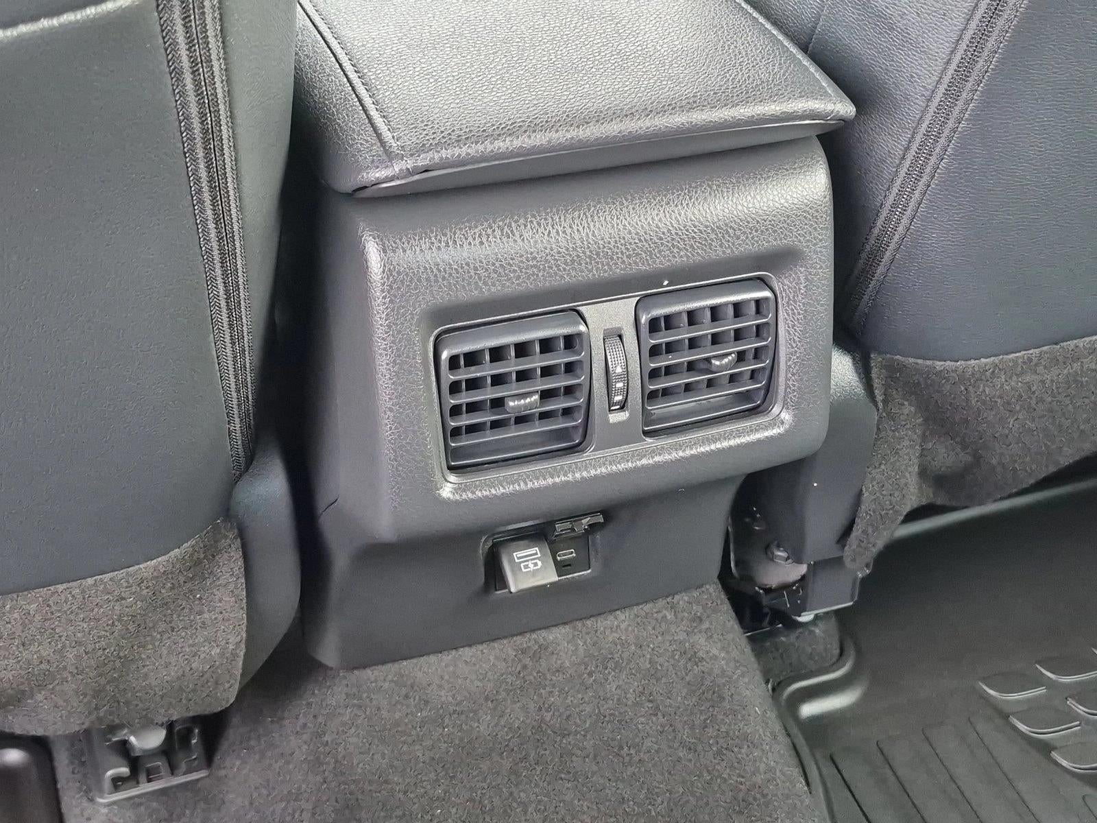 2026 Toyota Camry XSE (Natl)