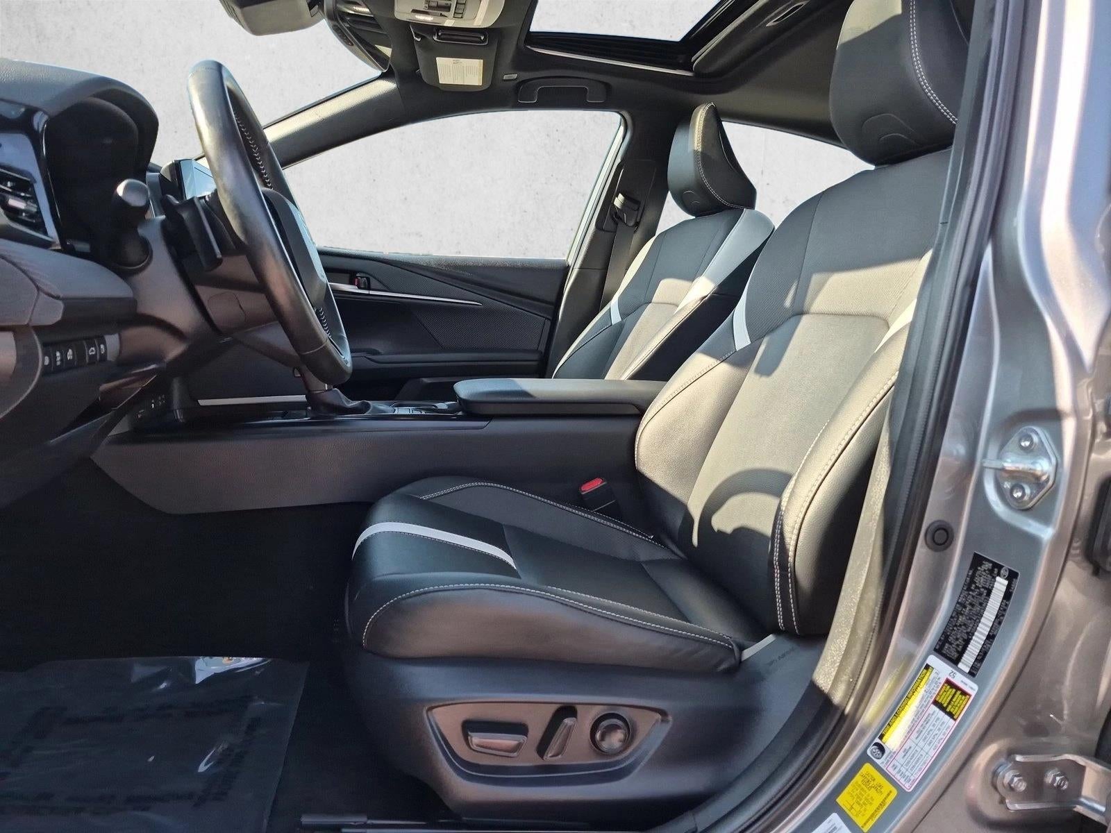 2026 Toyota Camry SE (Natl)