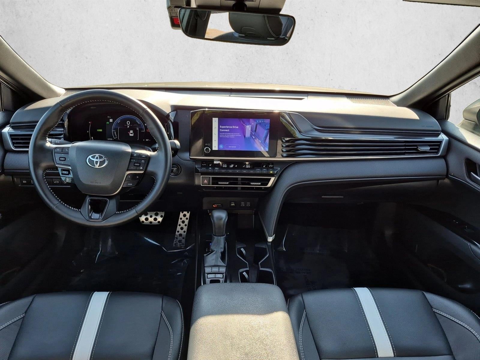 2026 Toyota Camry SE (Natl)