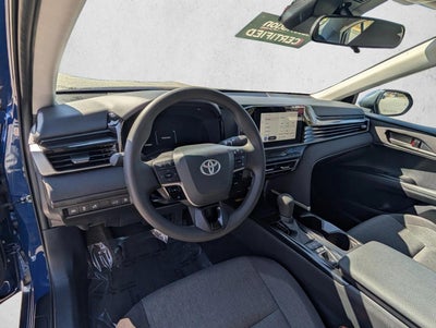 2025 Toyota Camry LE (SE)