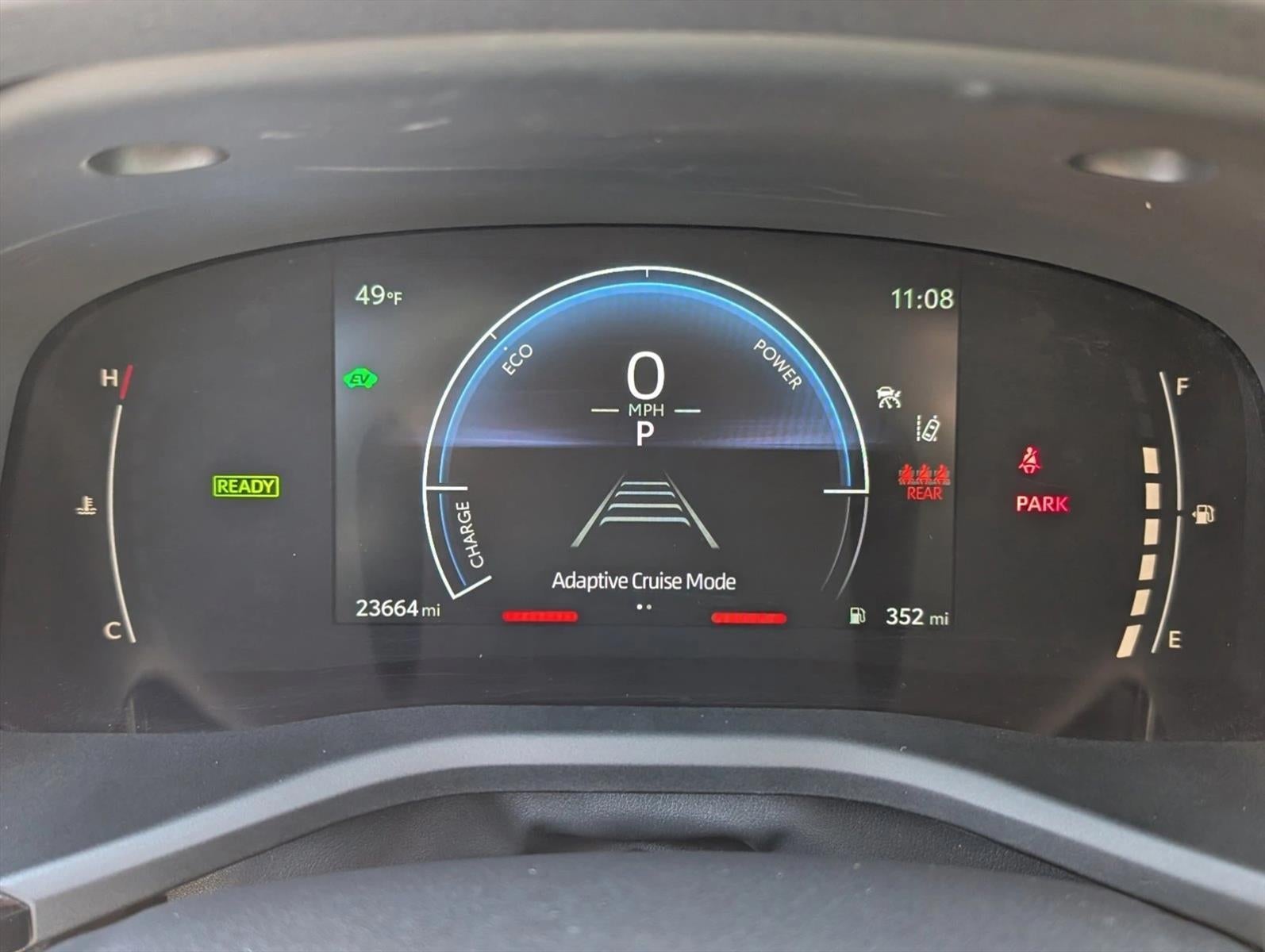 2025 Toyota Camry LE (SE)