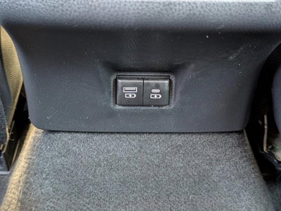 2025 Toyota Camry LE (SE)