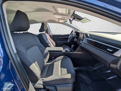 2025 Toyota Camry LE (SE)