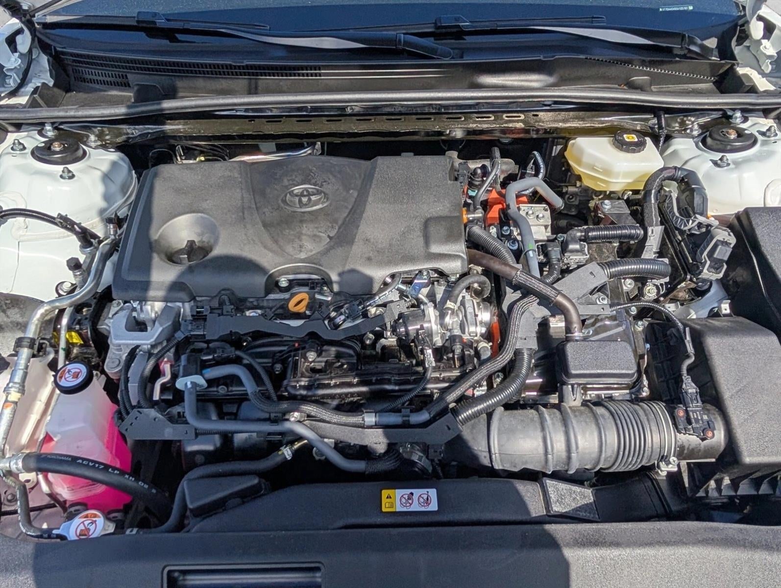 2025 Toyota Camry LE (SE)