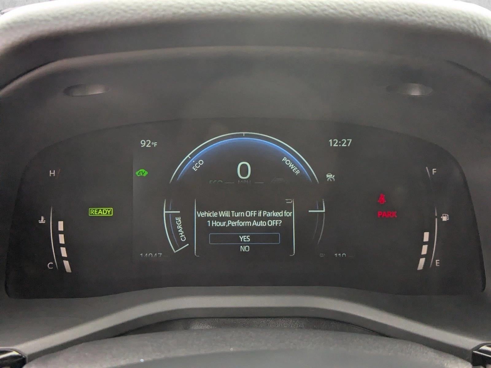2025 Toyota Camry SE AWD (Natl)