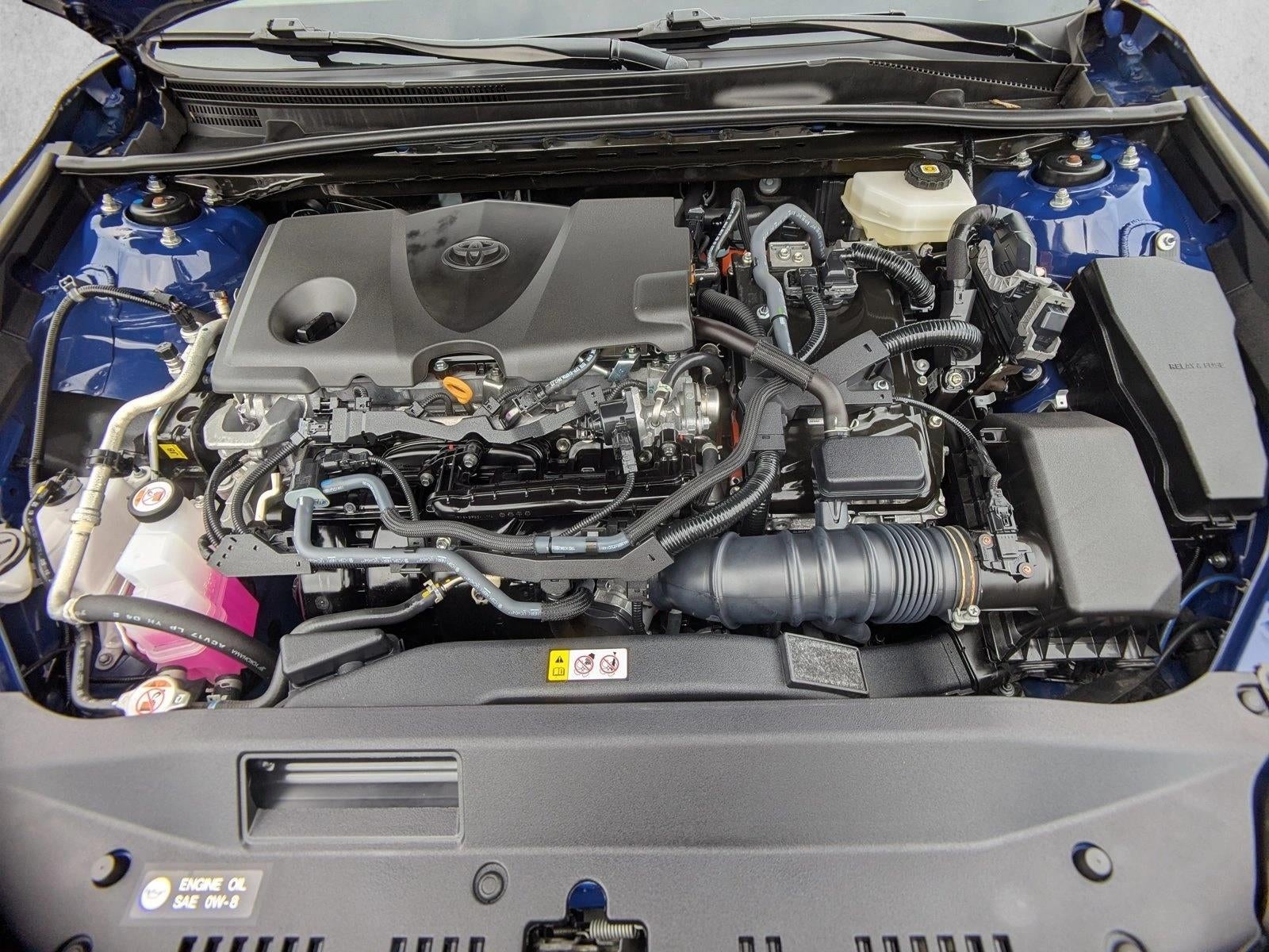 2025 Toyota Camry SE AWD (Natl)