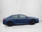 2025 Toyota Camry SE AWD (Natl)