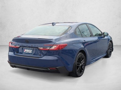 2025 Toyota Camry SE AWD (Natl)