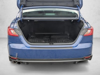 2025 Toyota Camry SE AWD (Natl)