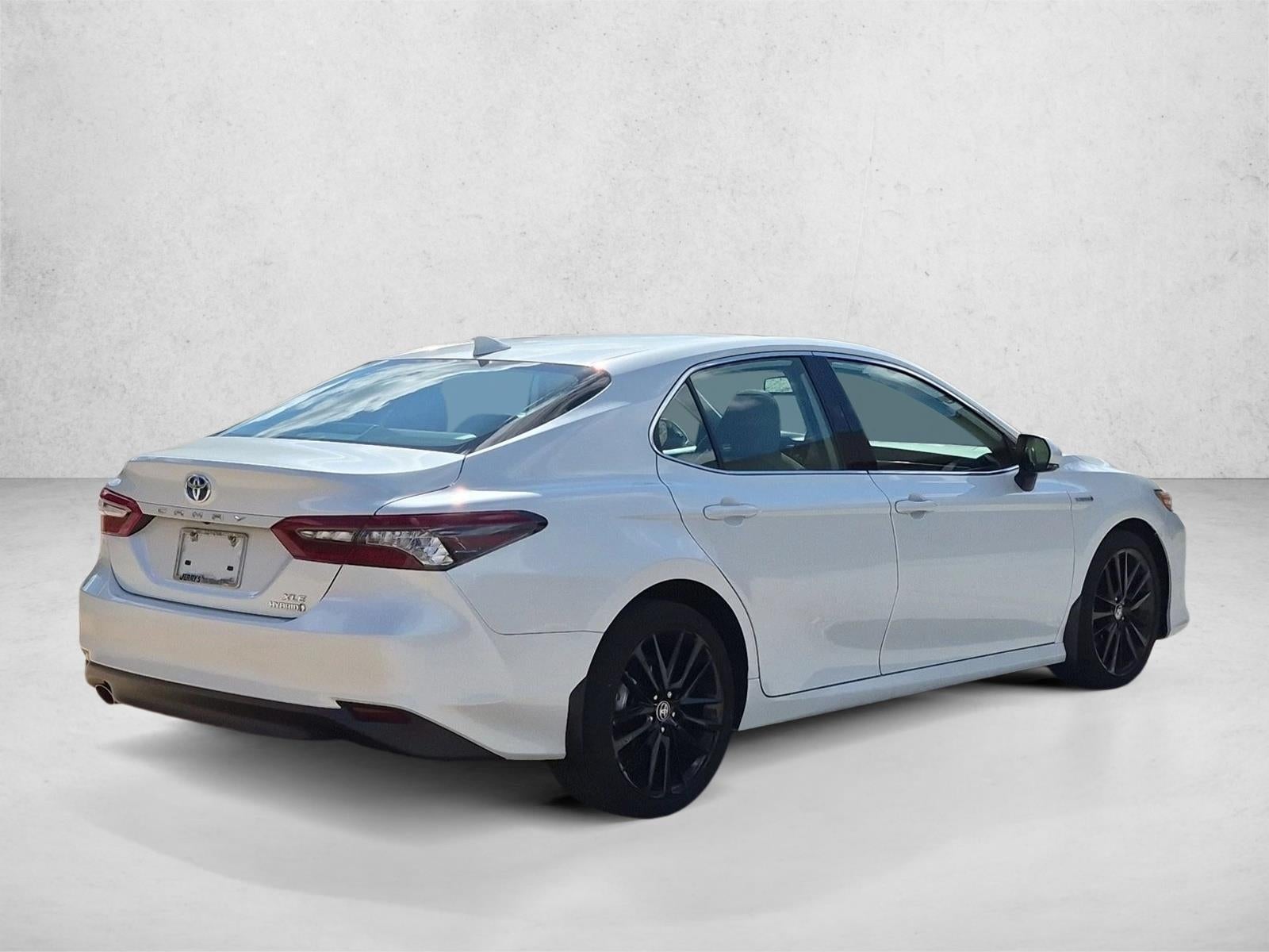 2021 Toyota Camry Hybrid XLE CVT (Natl)