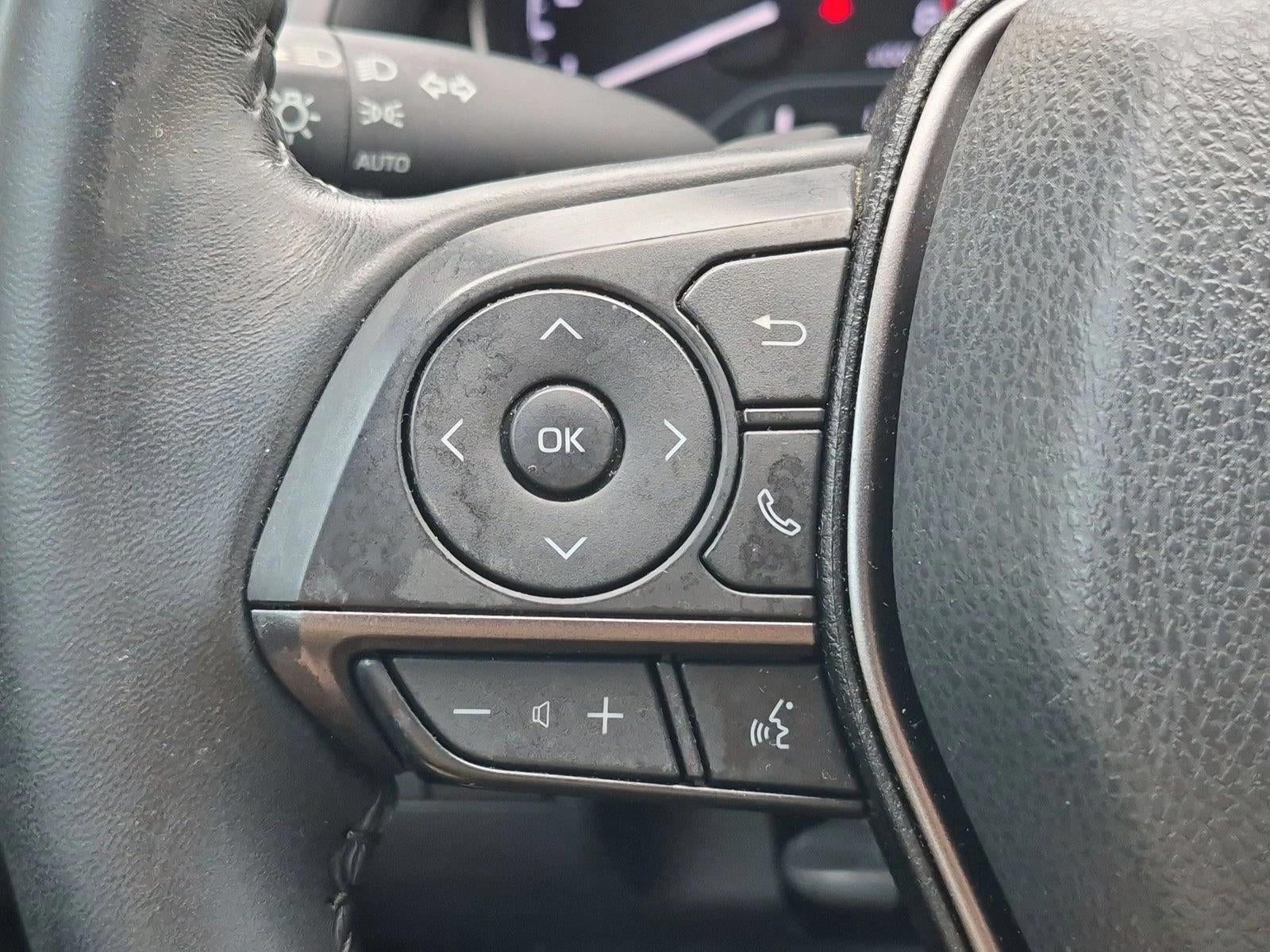 2022 Toyota Camry SE Auto (Natl)