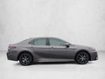 2024 Toyota Camry SE Auto (Natl)