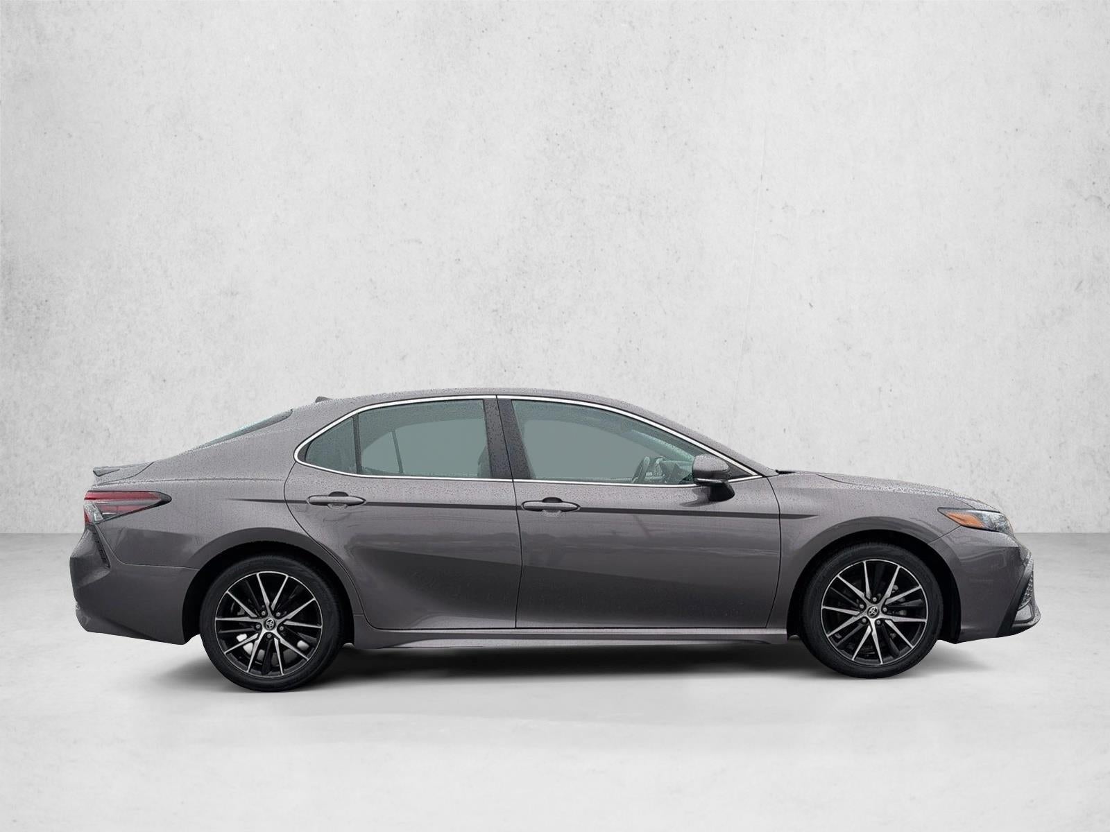 2024 Toyota Camry SE Auto (Natl)