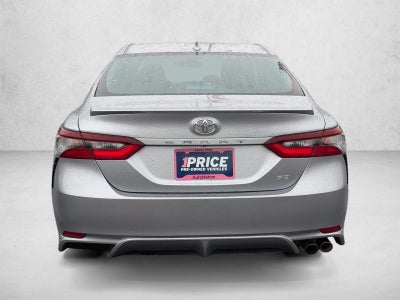 2024 Toyota Camry SE Auto (SE)
