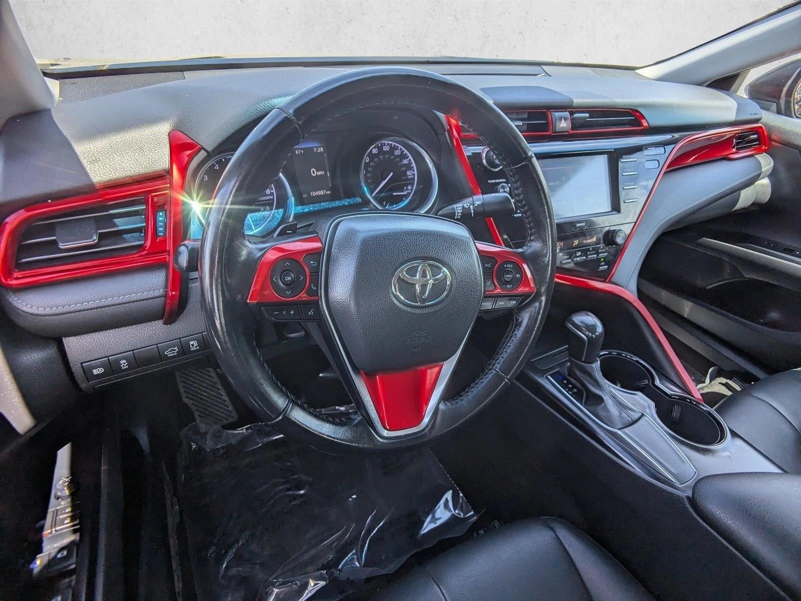 2020 Toyota Camry SE Nightshade Auto (Natl)