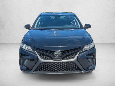 2020 Toyota Camry SE Nightshade Auto (Natl)
