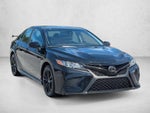 2020 Toyota Camry SE Nightshade Auto (Natl)