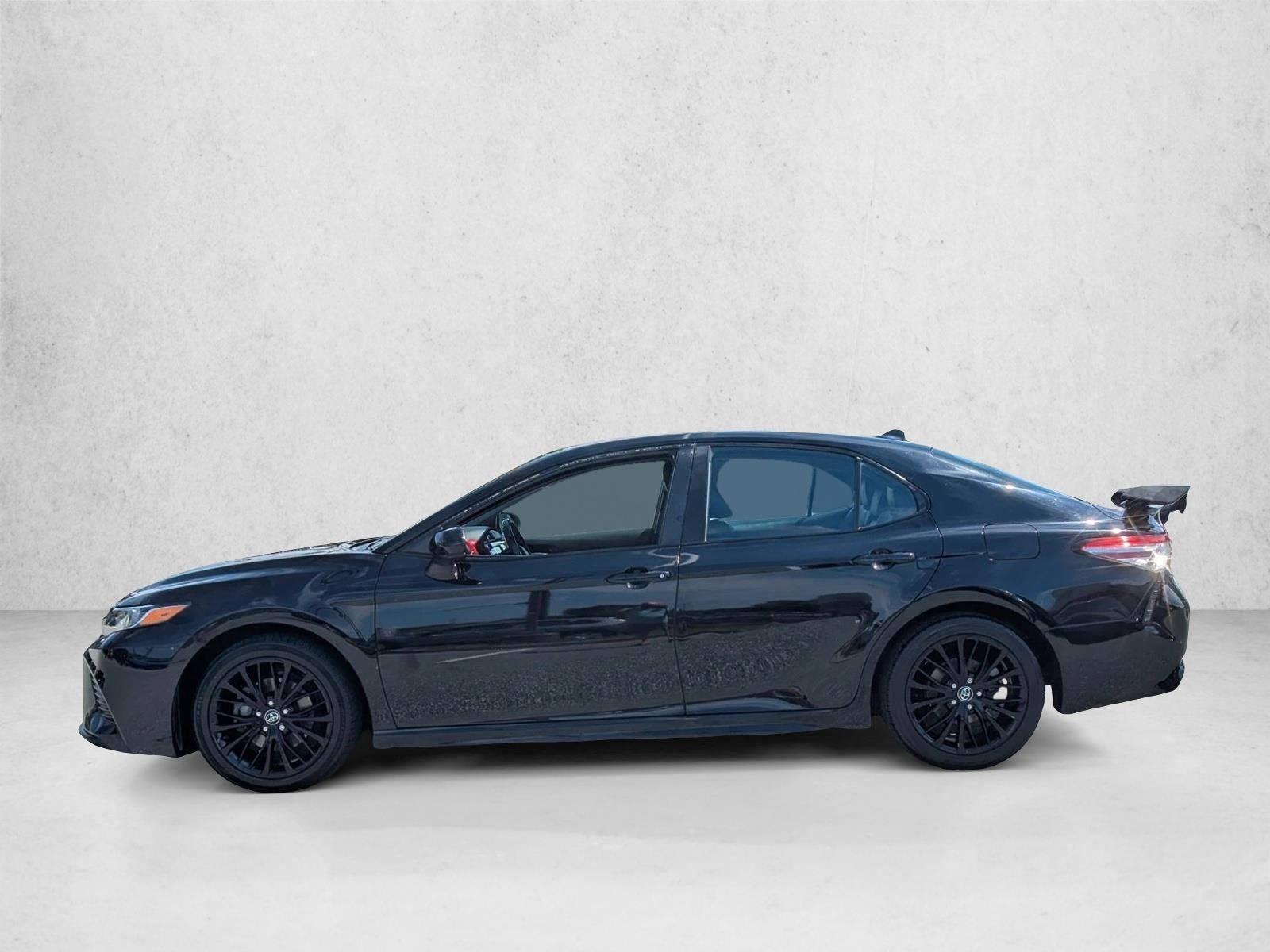 2020 Toyota Camry SE Nightshade Auto (Natl)