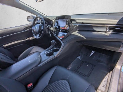 2024 Toyota Camry SE Auto (SE)
