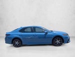 2024 Toyota Camry SE Auto (SE)