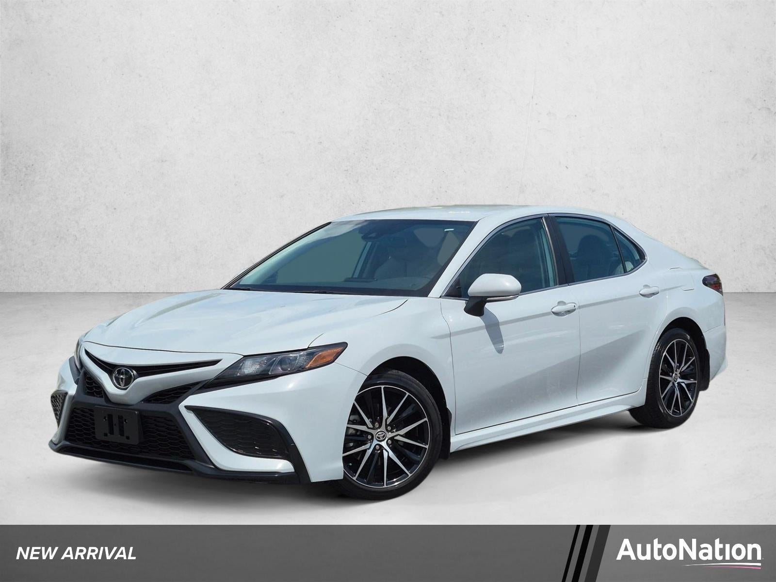 2024 Toyota Camry SE Auto (Natl)