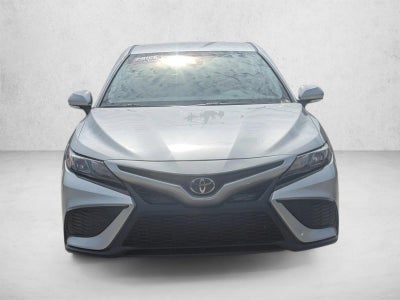 2024 Toyota Camry SE Auto (SE)