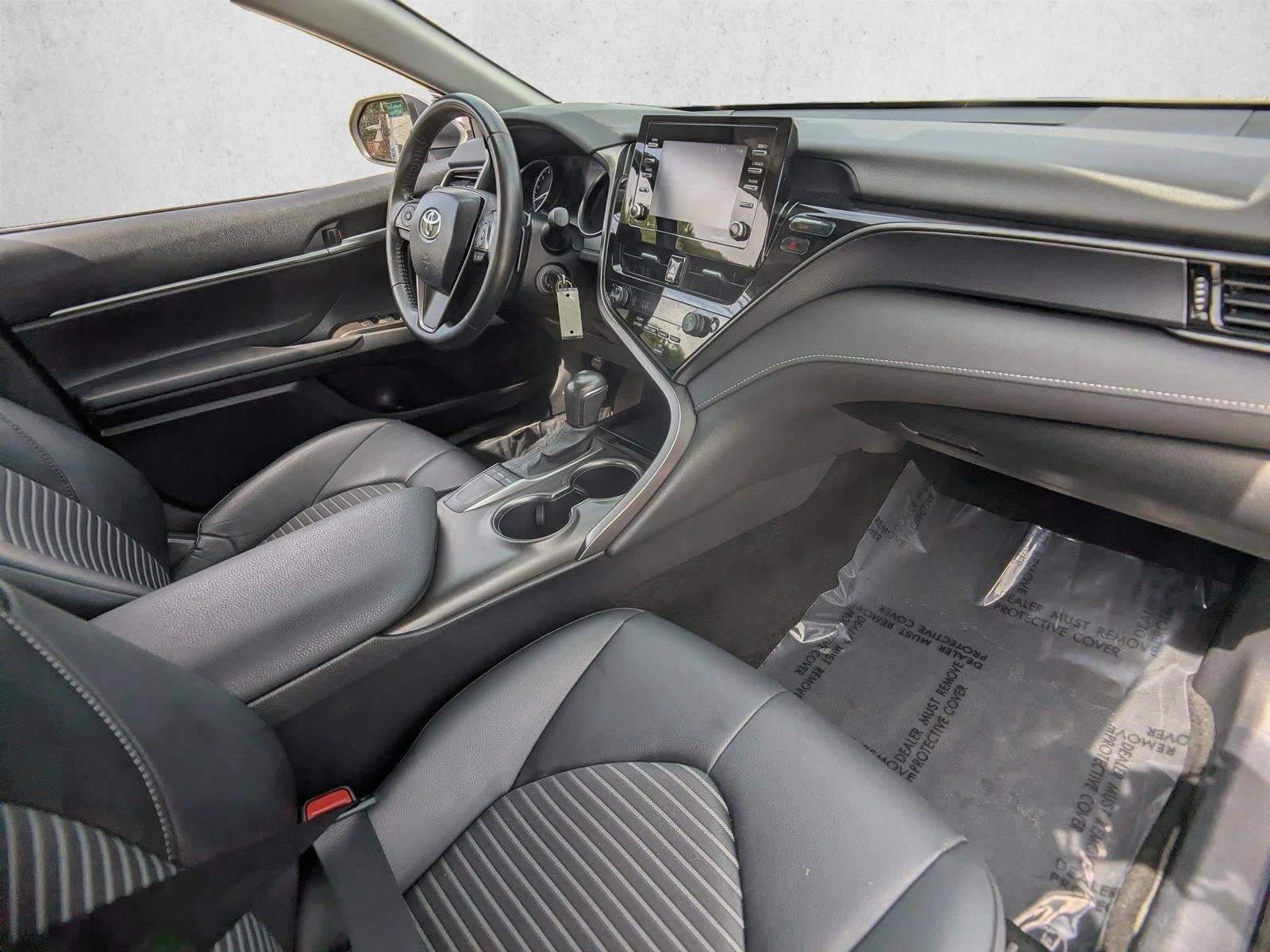 2024 Toyota Camry SE Auto (SE)