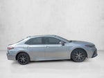 2024 Toyota Camry SE Auto (SE)