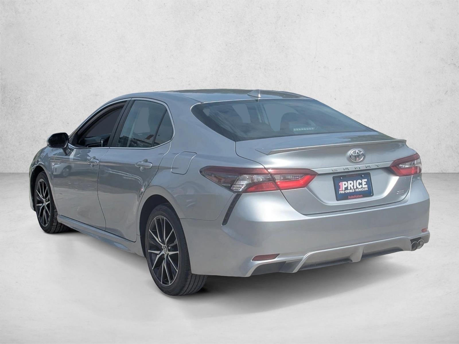 2024 Toyota Camry SE Auto (SE)