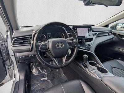 2023 Toyota Camry SE Auto (SE)