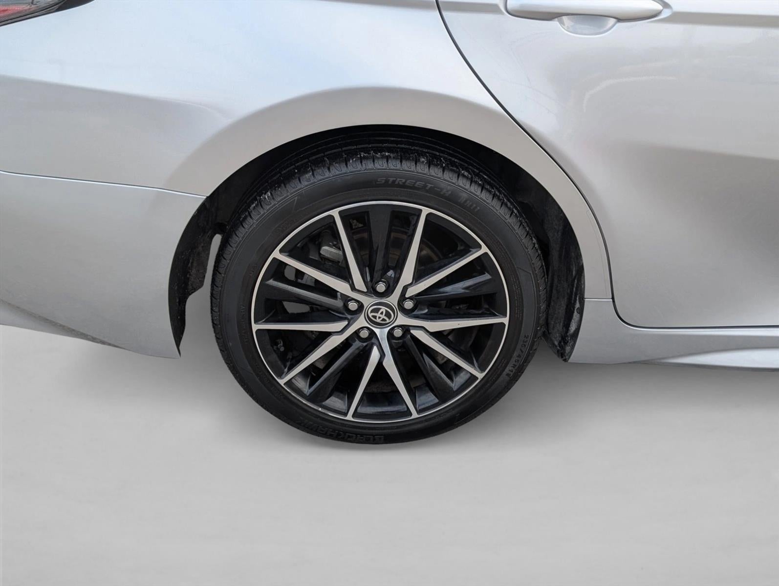 2023 Toyota Camry SE Auto (SE)