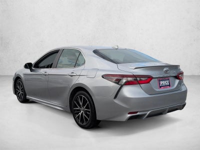 2023 Toyota Camry SE Auto (SE)