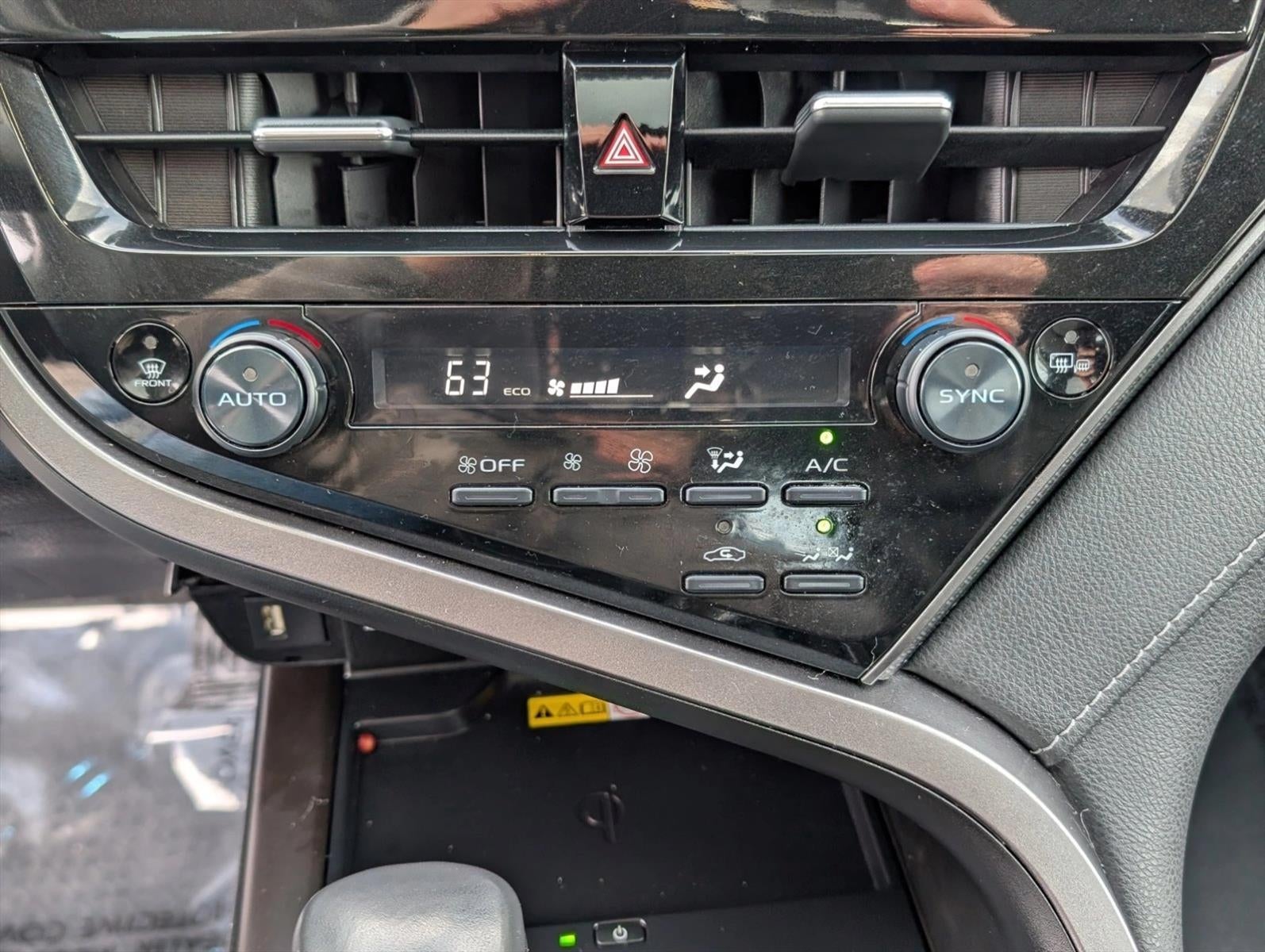 2022 Toyota Camry Hybrid XSE CVT (Natl)