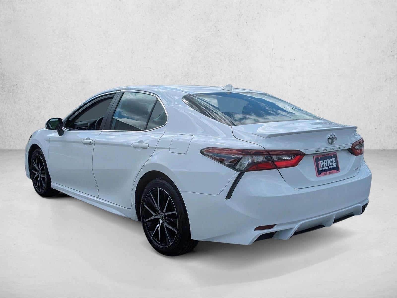 2024 Toyota Camry SE Auto (Natl)