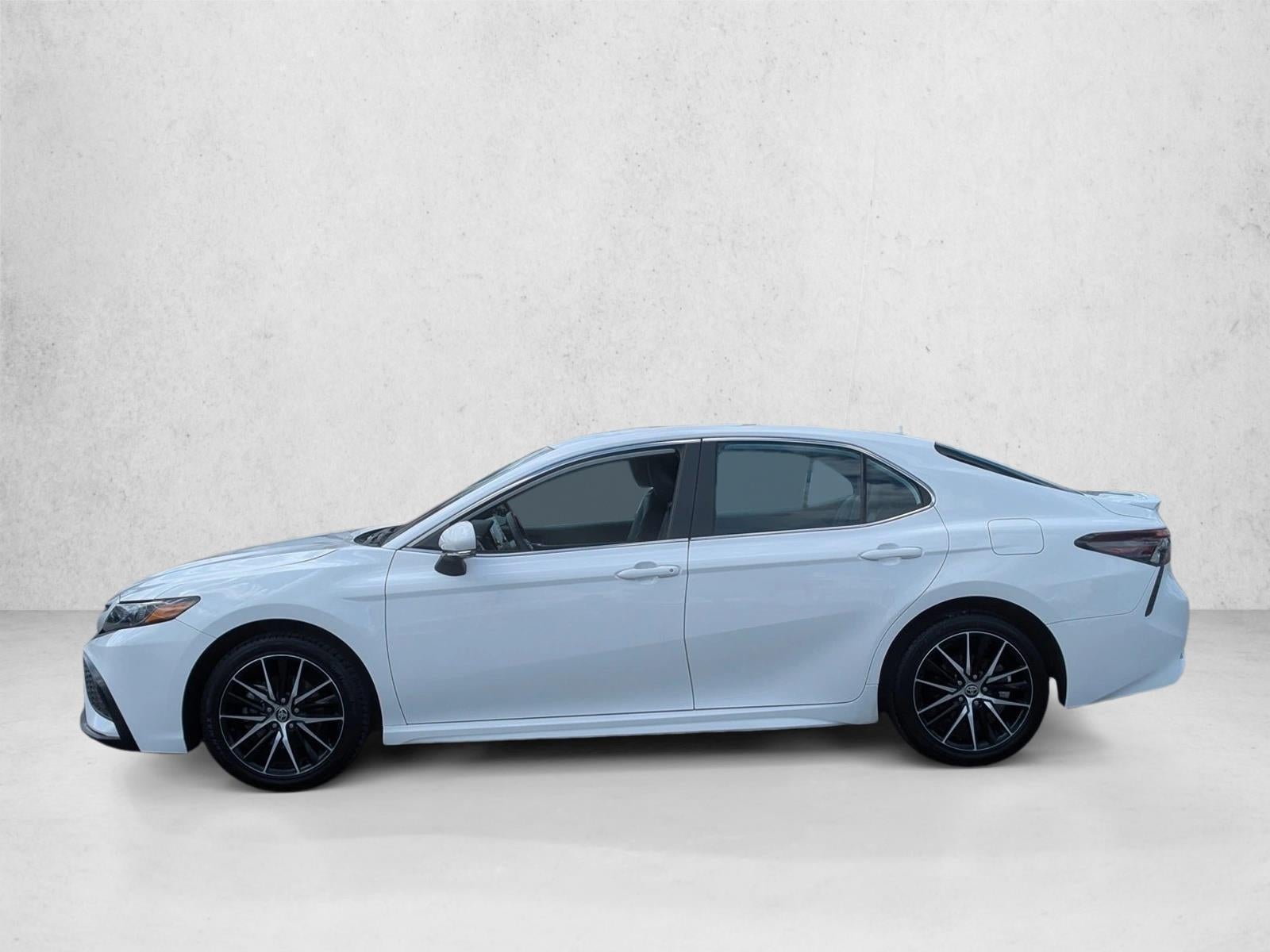 2024 Toyota Camry SE Auto (Natl)