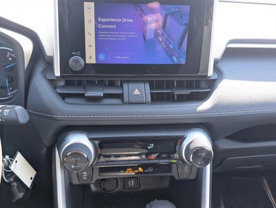 2025 Toyota RAV4 Hybrid LE AWD (Natl)