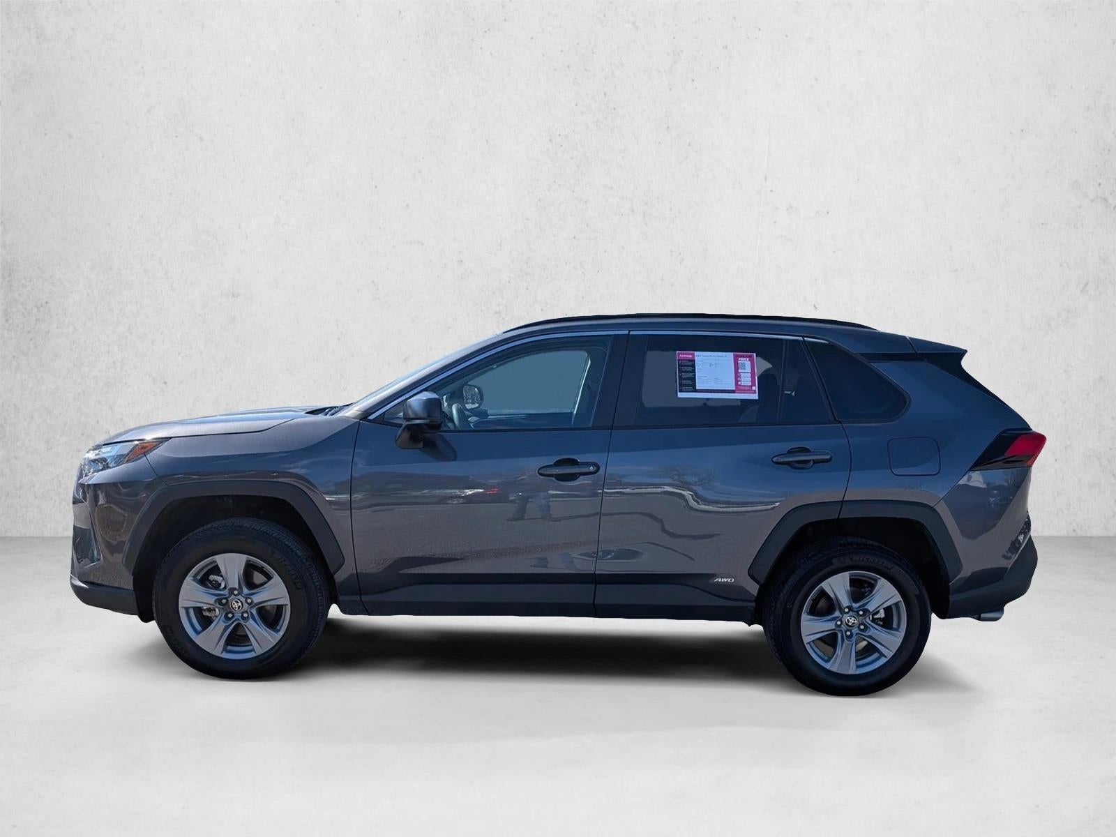 2025 Toyota RAV4 Hybrid LE AWD (Natl)