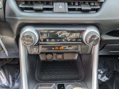 2025 Toyota RAV4 Hybrid LE AWD (Natl)