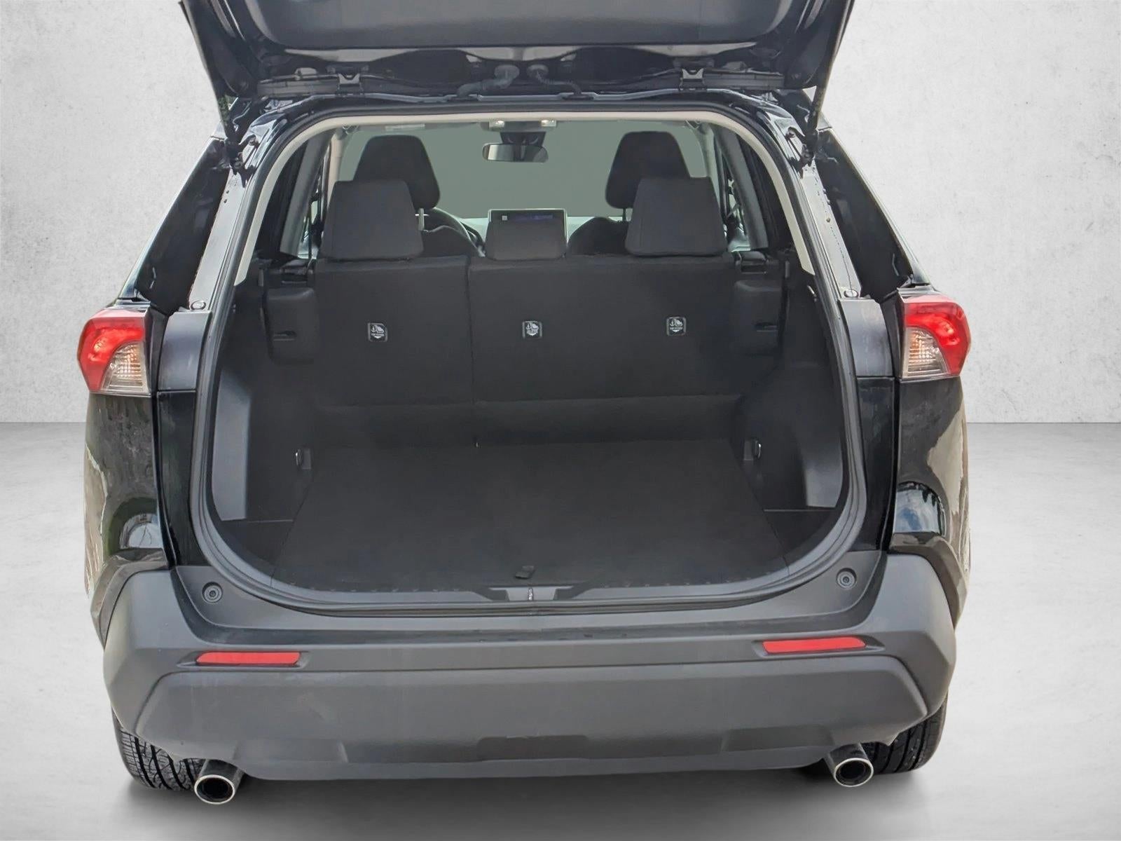 2025 Toyota RAV4 Hybrid LE AWD (Natl)