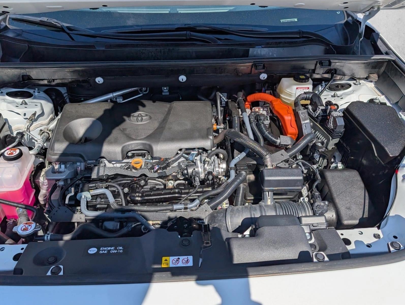 2025 Toyota RAV4 Hybrid LE AWD (Natl)