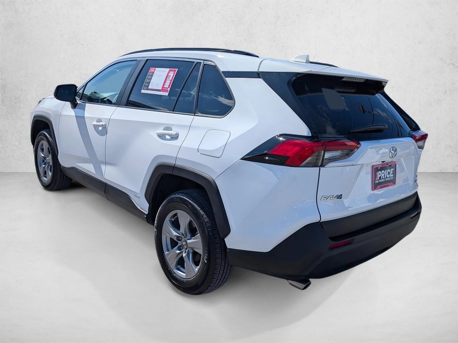 2025 Toyota RAV4 Hybrid LE AWD (Natl)