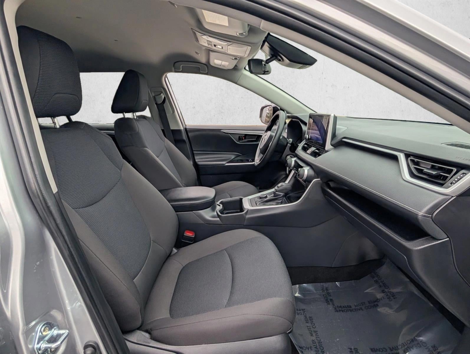 2025 Toyota RAV4 Hybrid LE AWD (Natl)