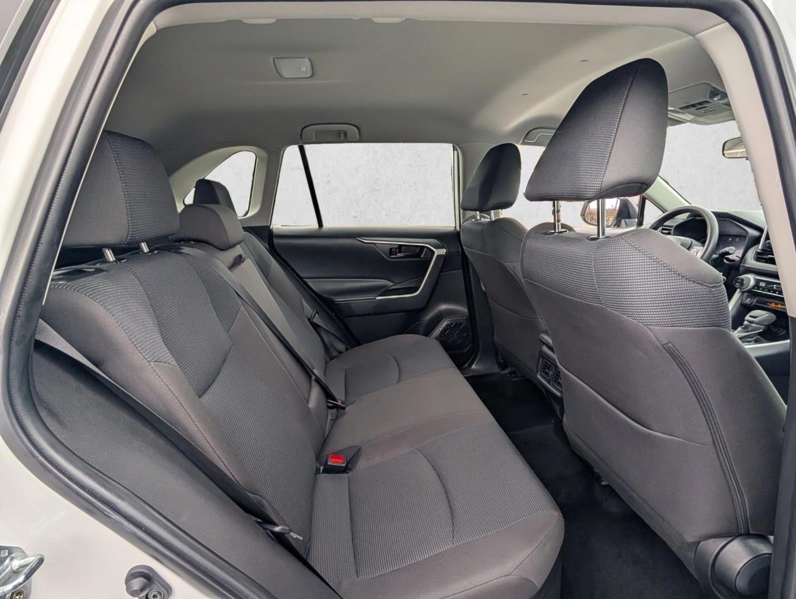 2025 Toyota RAV4 Hybrid LE AWD (Natl)