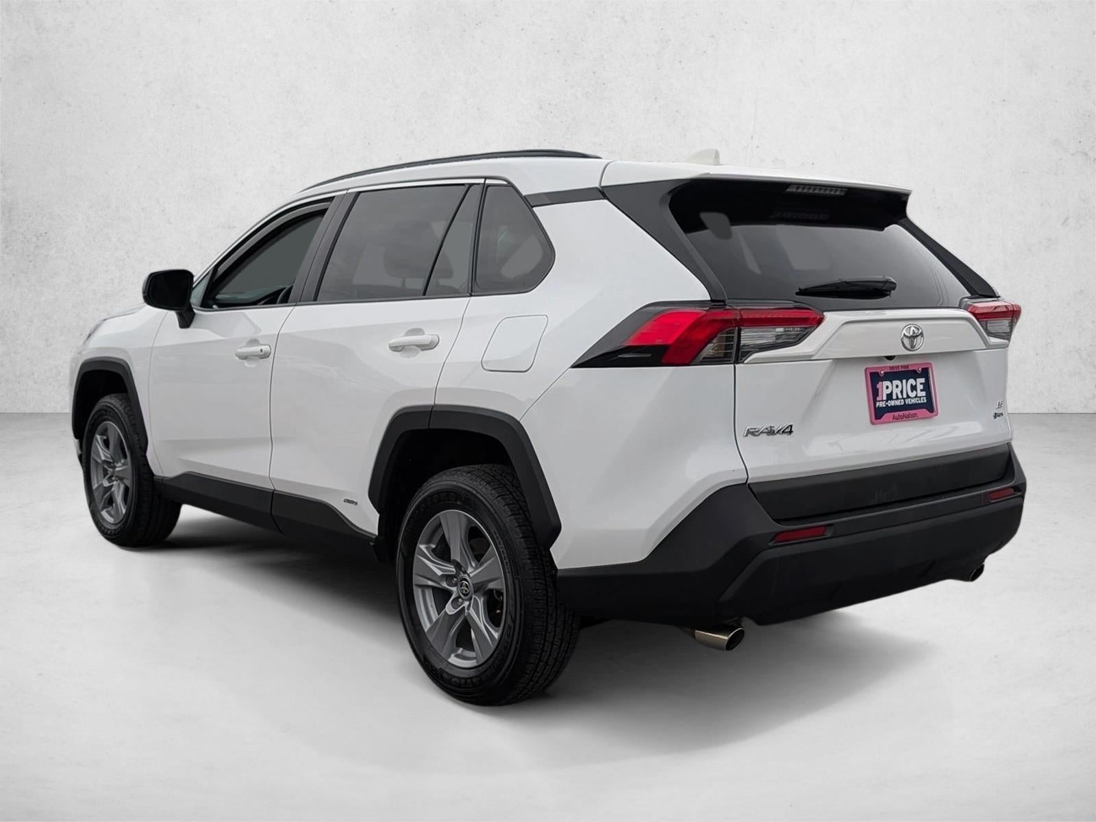 2025 Toyota RAV4 Hybrid LE AWD (Natl)