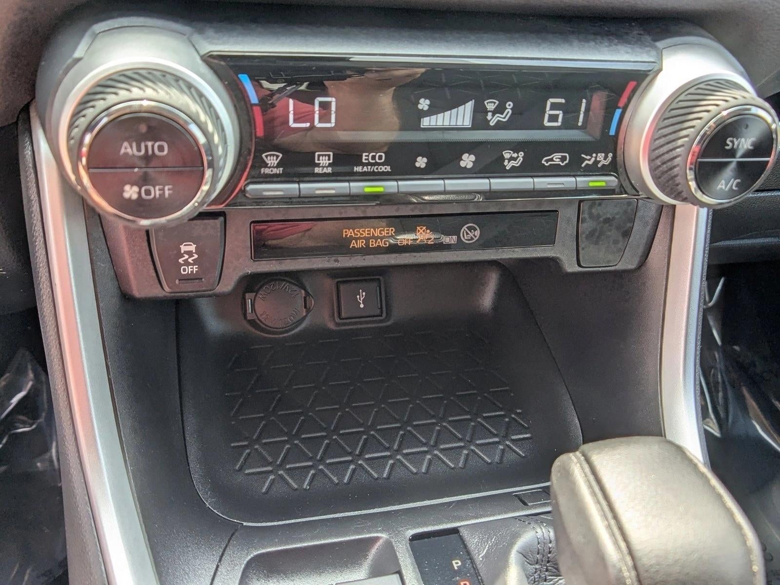 2021 Toyota RAV4 Hybrid XLE AWD (Natl)