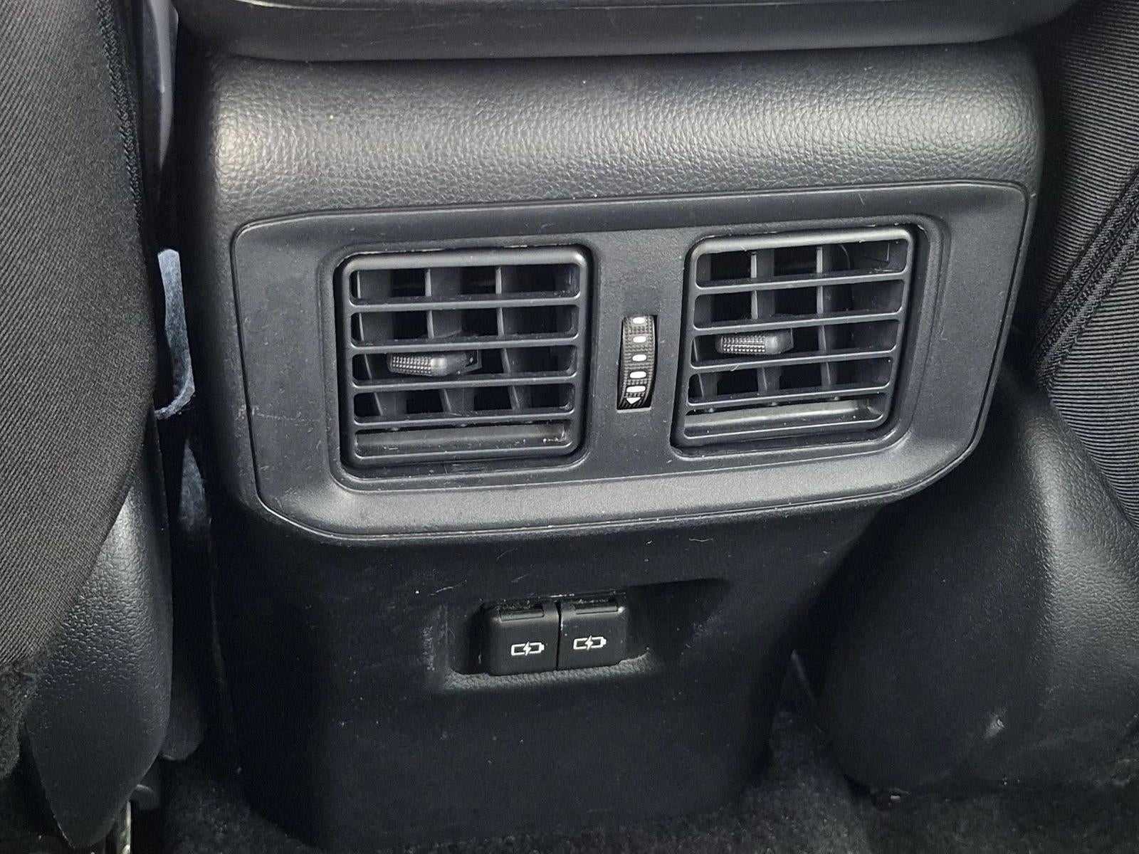 2025 Toyota RAV4 Hybrid XLE AWD (Natl)