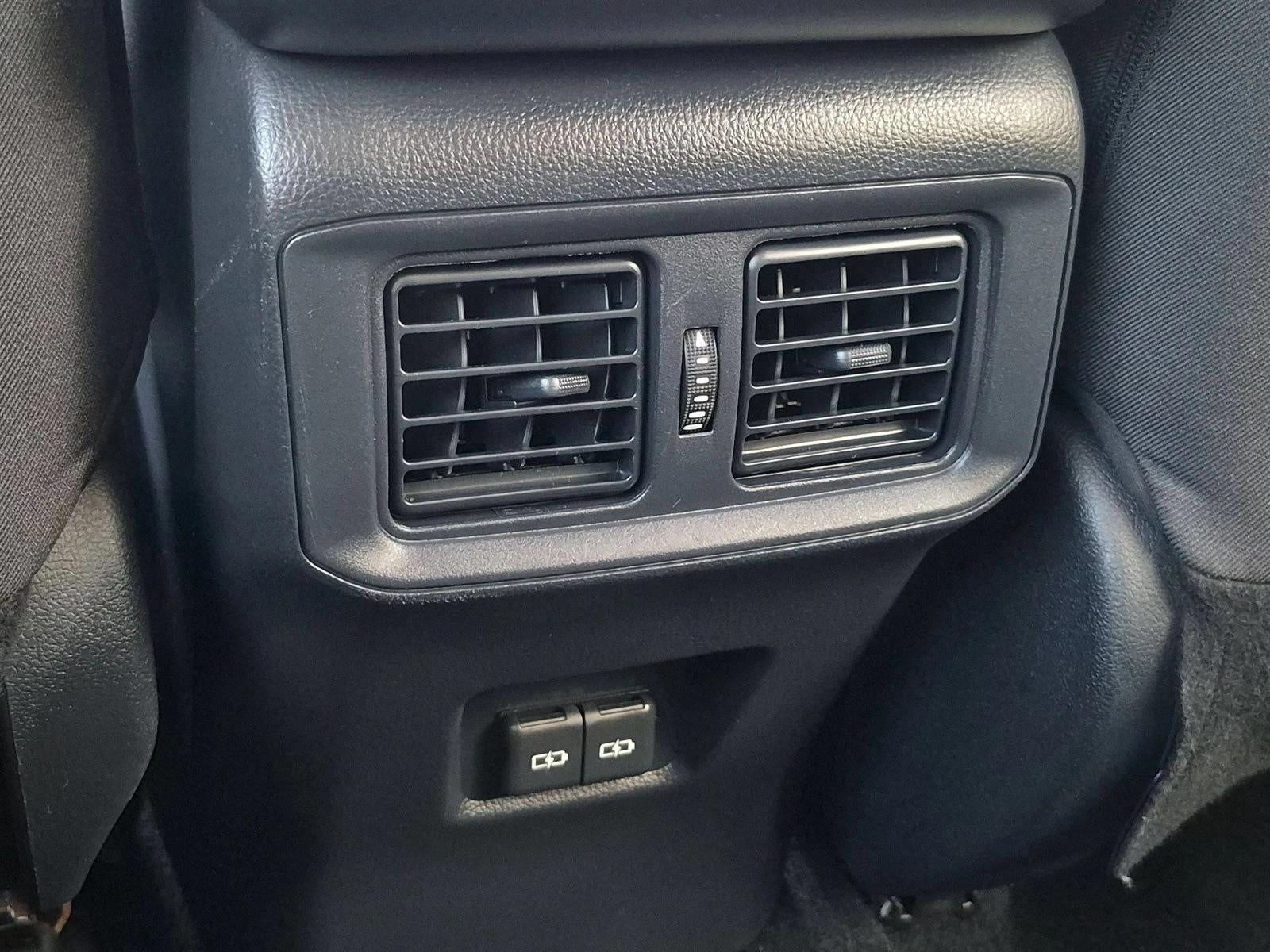 2025 Toyota RAV4 Hybrid XLE AWD (Natl)