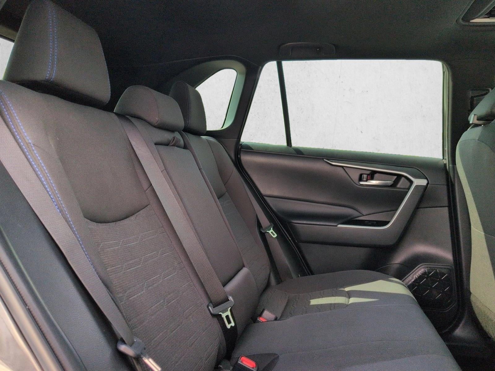 2022 Toyota RAV4 Hybrid SE AWD (Natl)
